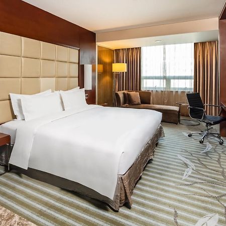 Holiday Inn Yinchuan International Trade Centre, An Ihg Hotel Exterior photo