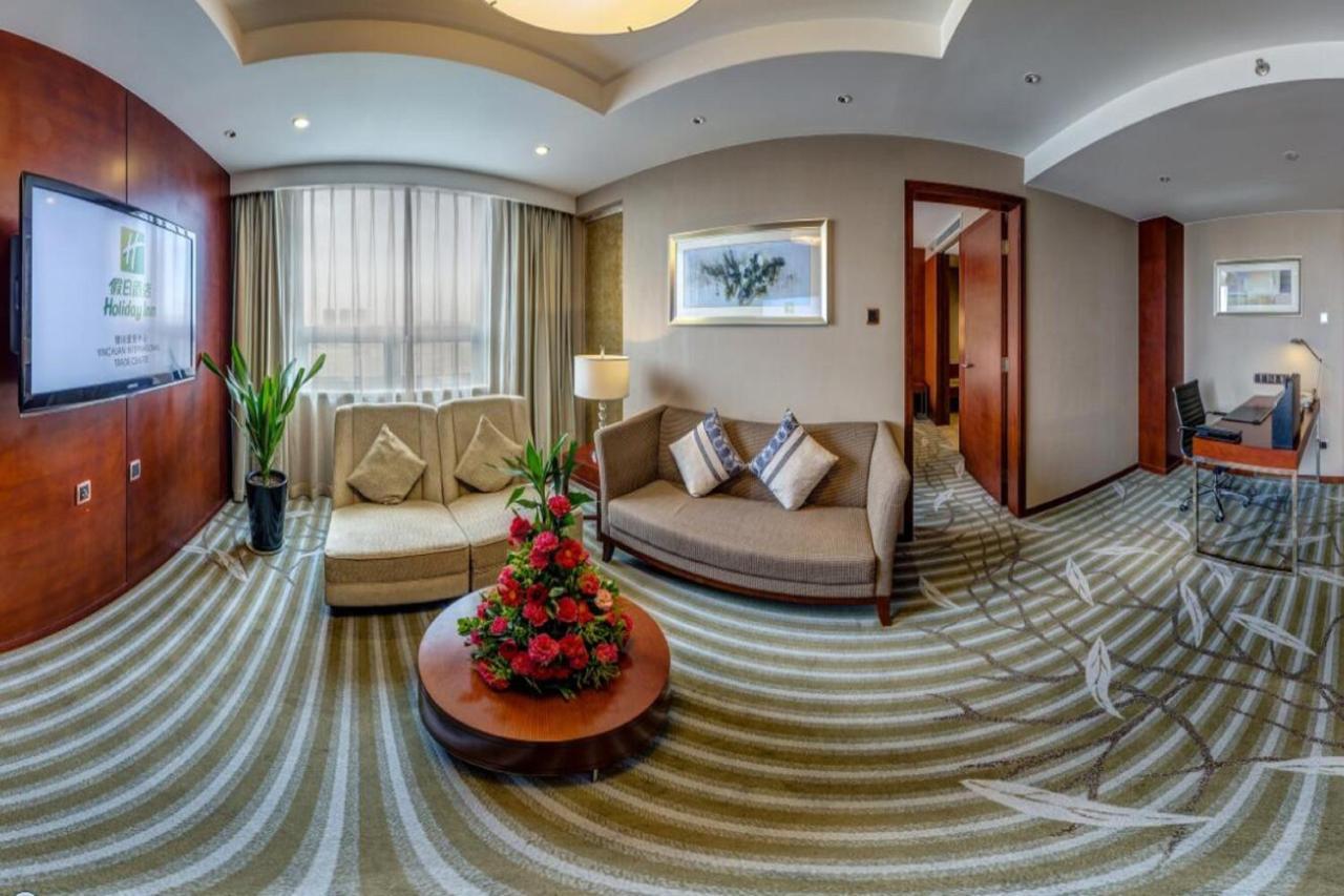 Holiday Inn Yinchuan International Trade Centre, An Ihg Hotel Exterior photo