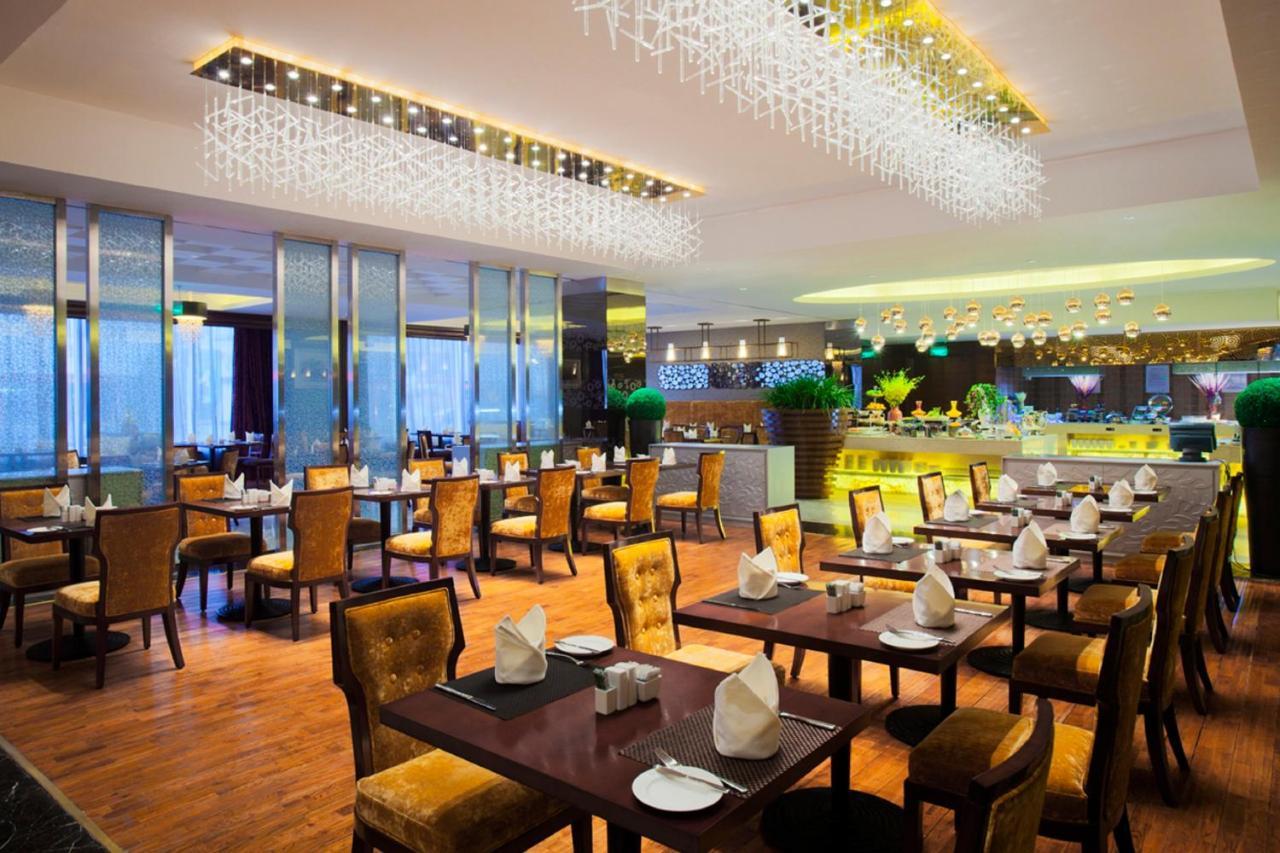 Holiday Inn Yinchuan International Trade Centre, An Ihg Hotel Exterior photo