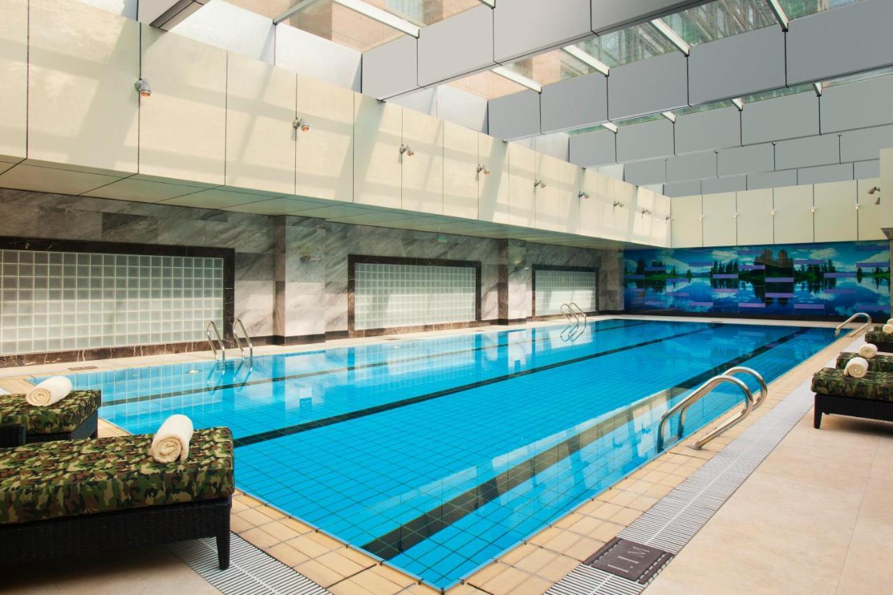 Holiday Inn Yinchuan International Trade Centre, An Ihg Hotel Exterior photo