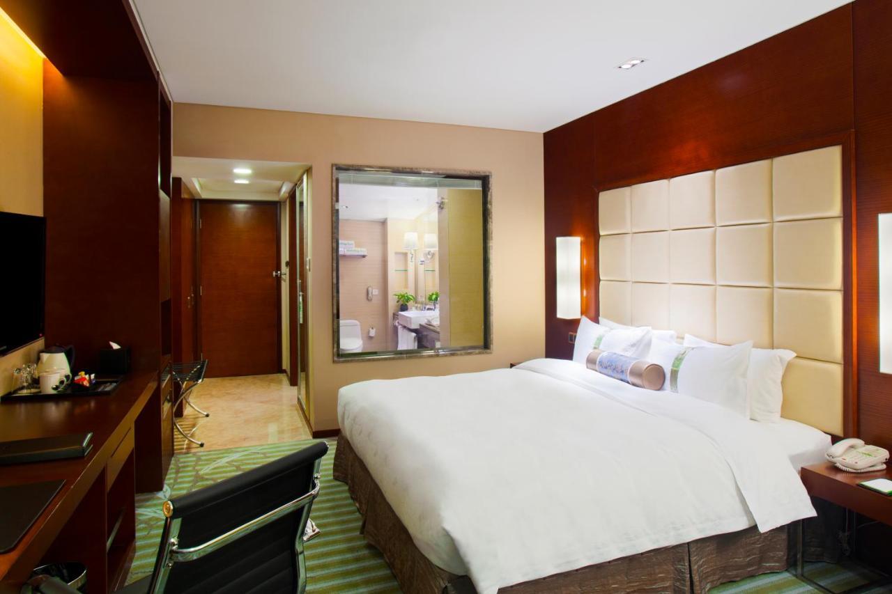 Holiday Inn Yinchuan International Trade Centre, An Ihg Hotel Exterior photo