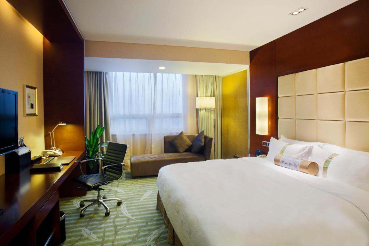 Holiday Inn Yinchuan International Trade Centre, An Ihg Hotel Exterior photo